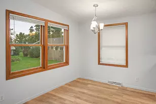 18 S Quinn St, Valparaiso, IN 46385 - Photo 12