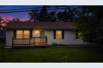 18 S Quinn Street, Valparaiso, IN 46385 - Photo 2