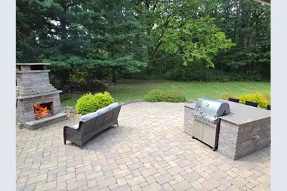 131 Beverly Drive, Chesterton, IN 46304 - Photo 2