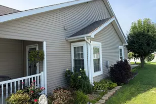 1712 E 106th Ave, Crown Point, IN 46307 - Photo 2