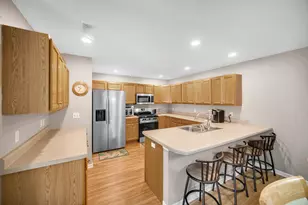 1712 E 106th Ave, Crown Point, IN 46307 - Photo 2
