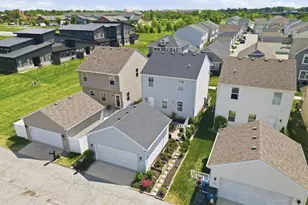 12713 Ellsworth Ln, Crown Point, IN 46307 - Photo 4
