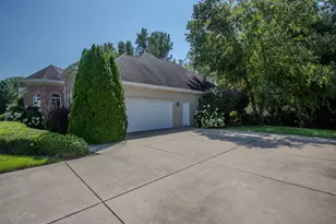 1910 Catkin Cir, Chesterton, IN 46304 - Photo 10