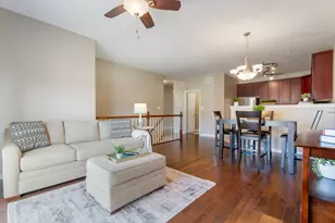 9855 Oakwood Ct, Saint John, IN 46373 - Photo 10