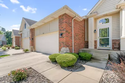 9855 Oakwood Court, Saint John, IN 46373 - Photo 2