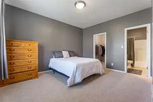 9855 Oakwood Ct, Saint John, IN 46373 - Photo 22