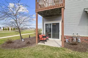 11540 Vermont Ct, Crown Point, IN 46307 - Photo 2