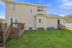 2460 Grand Blvd, Lake Station, IN 46405 - Photo 30