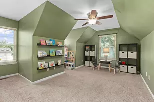 518 Carrington Ln, Valparaiso, IN 46385 - Photo 14