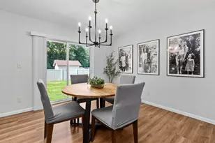518 Carrington Ln, Valparaiso, IN 46385 - Photo 4