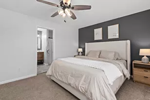 518 Carrington Ln, Valparaiso, IN 46385 - Photo 10