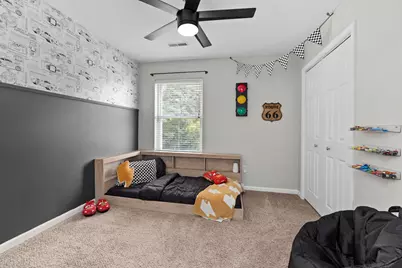 518 Carrington Lane, Valparaiso, IN 46385 - Photo 8