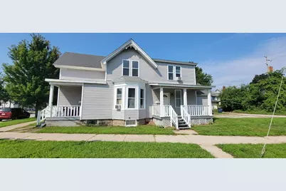 424 E 10th Street, Michigan City, IN 46360 - Photo 2