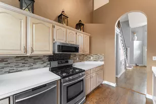 1738 Wedgewood Ct, Schererville, IN 46307 - Photo 10