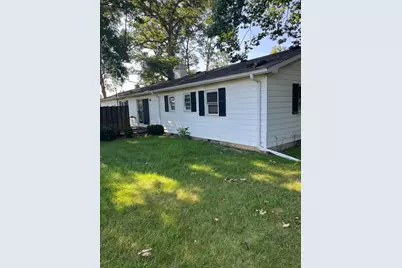 1810 Oakwood Drive, Rochester, IN 46975 - Photo 2
