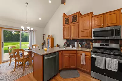 9021 Norris Drive, Hobart, IN 46342 - Photo 10