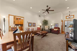 9021 Norris Dr, Hobart, IN 46342 - Photo 6