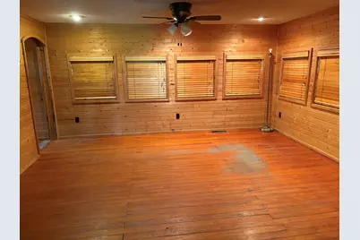 8082 N Hughes Street, Monticello, IN 47960 - Photo 4