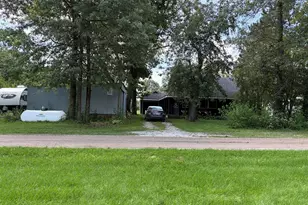 8082 N Hughes St, Monticello, IN 47960 - Photo 2