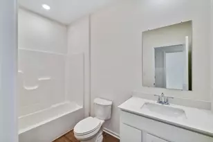 12922 Maryland St, Crown Point, IN 46307 - Photo 10