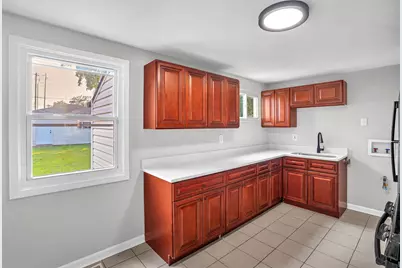 7432 Southeastern Avenue, Hammond, IN 46324 - Photo 8