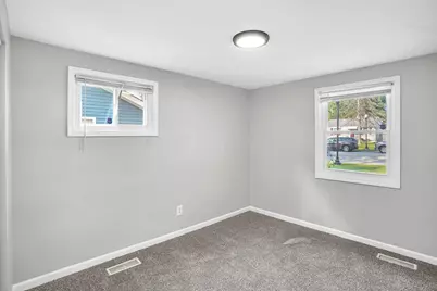 7432 Southeastern Avenue, Hammond, IN 46324 - Photo 10