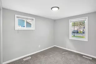 7432 Southeastern Ave, Hammond, IN 46324 - Photo 10