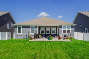 7831 W 105th Pl, Crown Point, IN 46307 - Photo 20