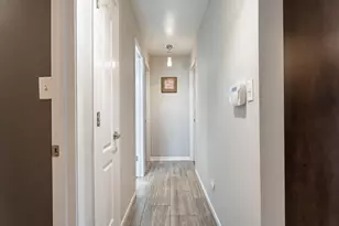 8956 Price Cir, Highland, IN 46322 - Photo 10