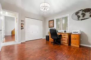 8956 Price Cir, Highland, IN 46322 - Photo 12