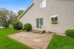8956 Price Cir, Highland, IN 46322 - Photo 26