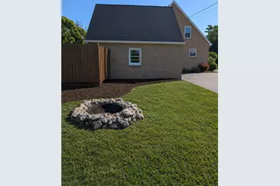 605 W Montgomery Street, Francesville, IN 47946 - Photo 14