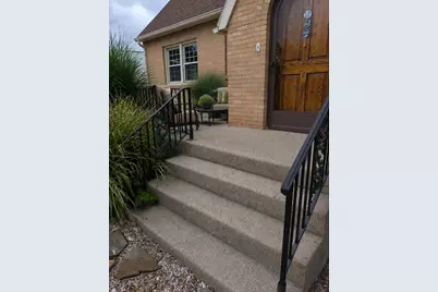 605 W Montgomery Street, Francesville, IN 47946 - Photo 2
