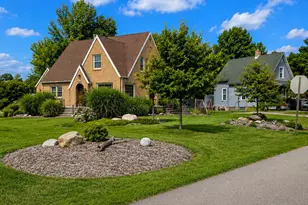 605 W Montgomery St, Francesville, IN 47946 - Photo 4