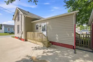 1315 Scott St, La Porte, IN 46350 - Photo 24