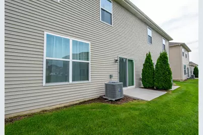 1782 E 110th Place, Crown Point, IN 46307 - Photo 4