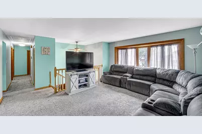 13 Lilac Drive, Dyer, IN 46311 - Photo 2