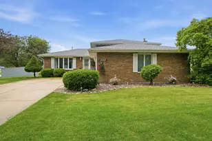 12042 W 103rd Ct, Saint John, IN 46373 - Photo 2