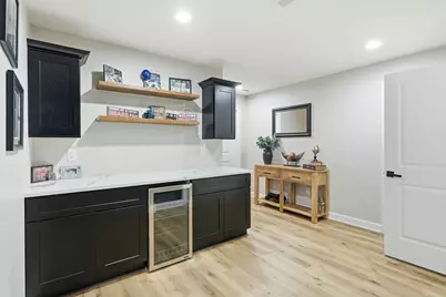 2047 Louis Drive, Crown Point, IN 46307 - Photo 54
