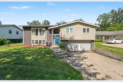 9328 Chestnut Lane, Munster, IN 46321 - Photo 2
