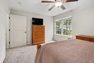 453 Andover Dr, Valparaiso, IN 46385 - Photo 12