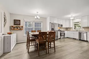 453 Andover Dr, Valparaiso, IN 46385 - Photo 8
