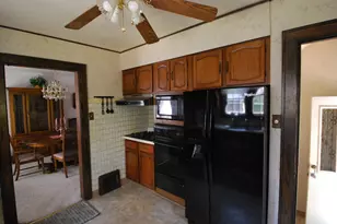 415 Thurman Ave, Michigan City, IN 46360 - Photo 8