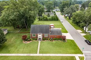 604 213th St, Dyer, IN 46311 - Photo 2