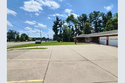 3060 Willowcreek Road, Portage, IN 46368 - Photo 2