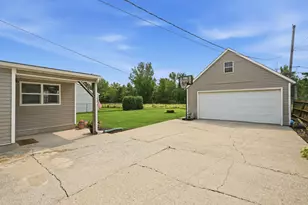 2516 Wicker Park Dr, Highland, IN 46322 - Photo 18