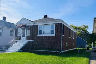 1324 Lakeview Ave, Hammond, IN 46394 - Photo 2