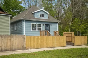 1560 McKinley St, Gary, IN 46404 - Photo 2