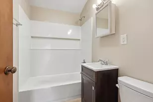 4757 Catalpa Ave, Hammond, IN 46327 - Photo 12