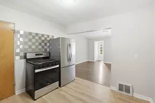 4757 Catalpa Ave, Hammond, IN 46327 - Photo 6